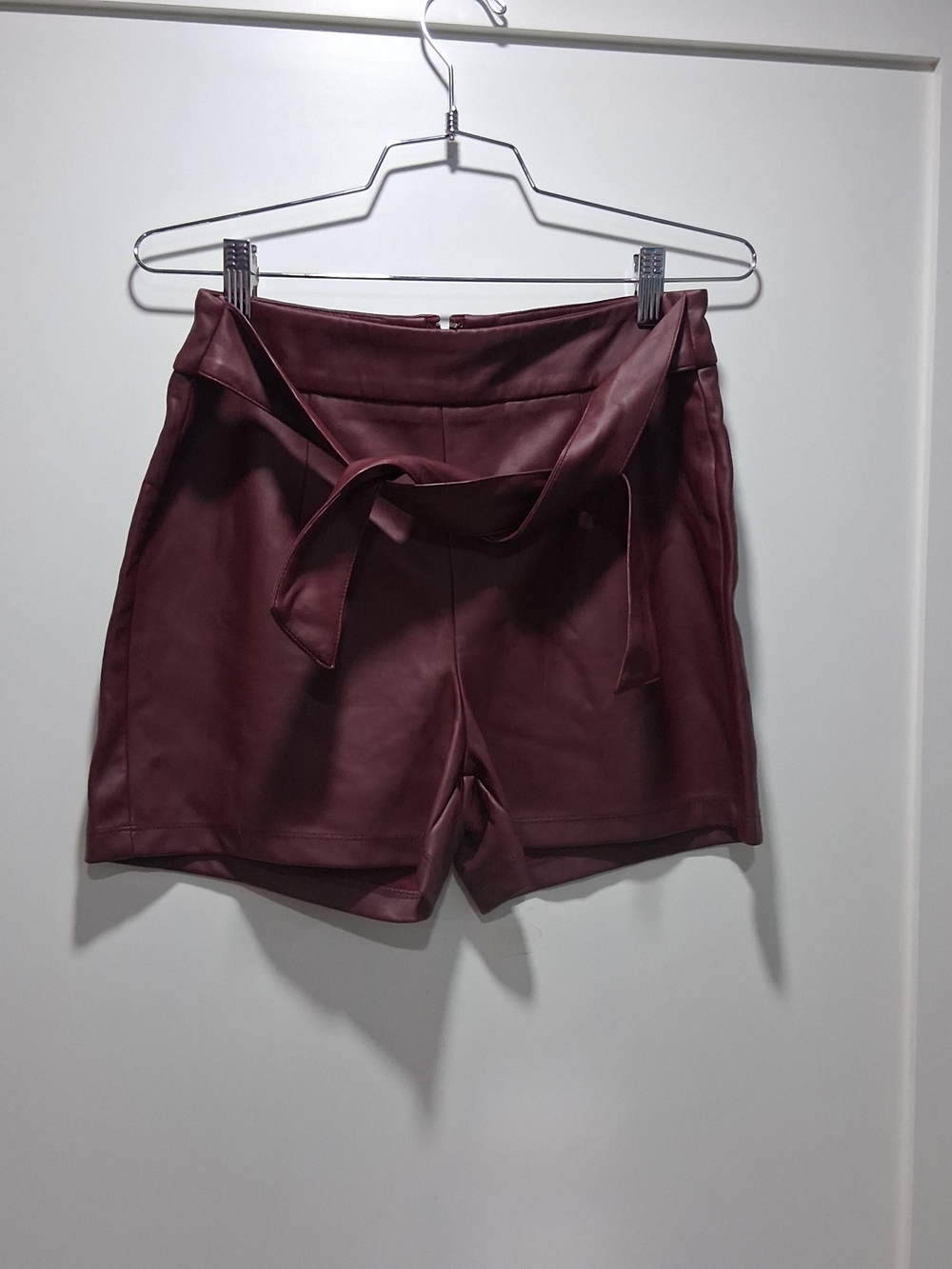 HAVE Faux Leather Tie-Waist Shorts - Burgundy M